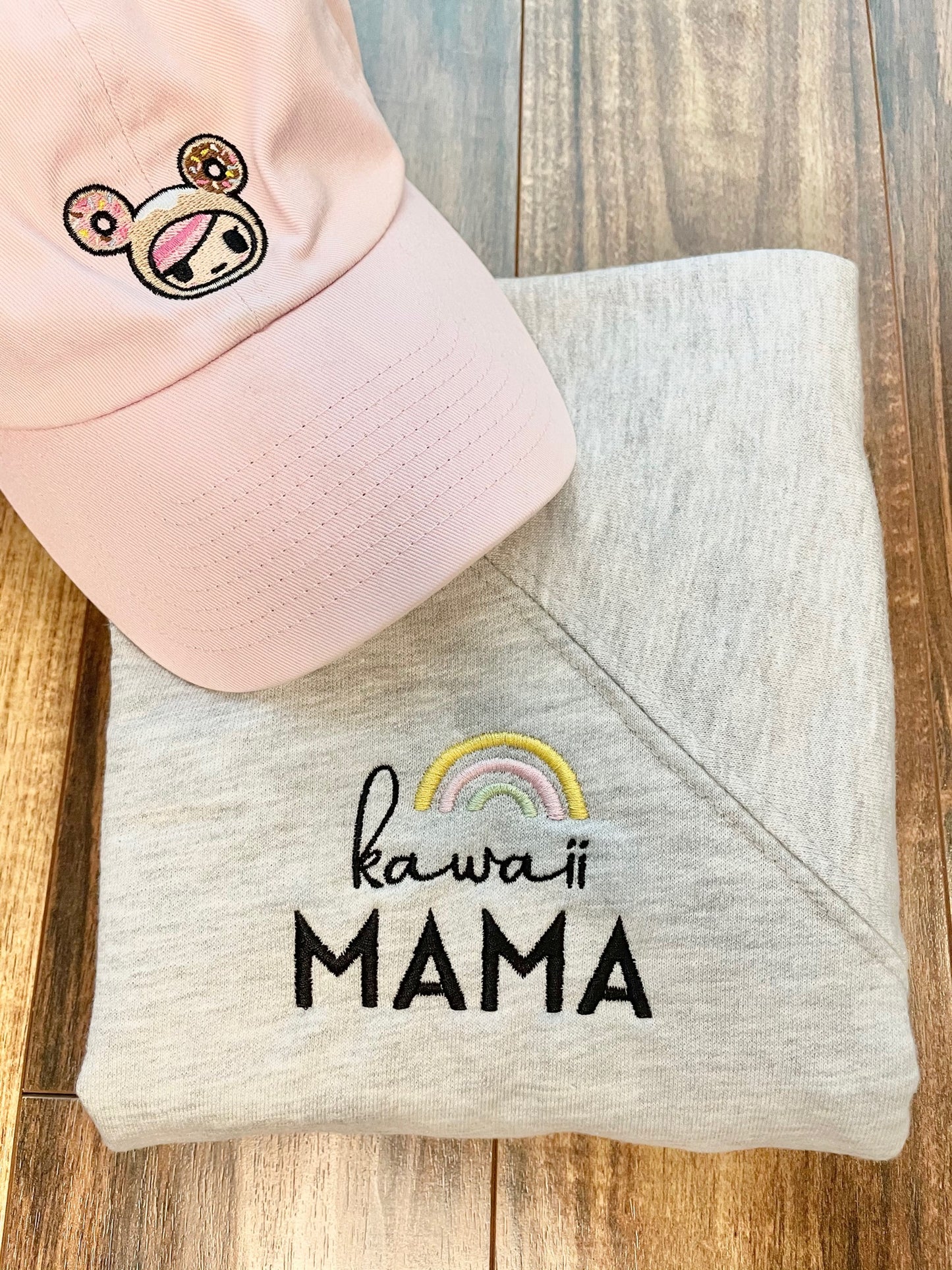 "KAWAII MAMA" UNISEX Lightweight Crewneck Sweatshirt - HEATHER GRAY